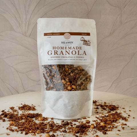 Homemade GRANOLA, with Sugar Free Chocolate and Hazelnuts